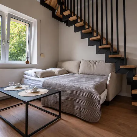 Romantic Loft By Fengshui4u Z Wanną W Sypialni, Klimatyzacją I Bezpłatnym Parkingiem Łódź